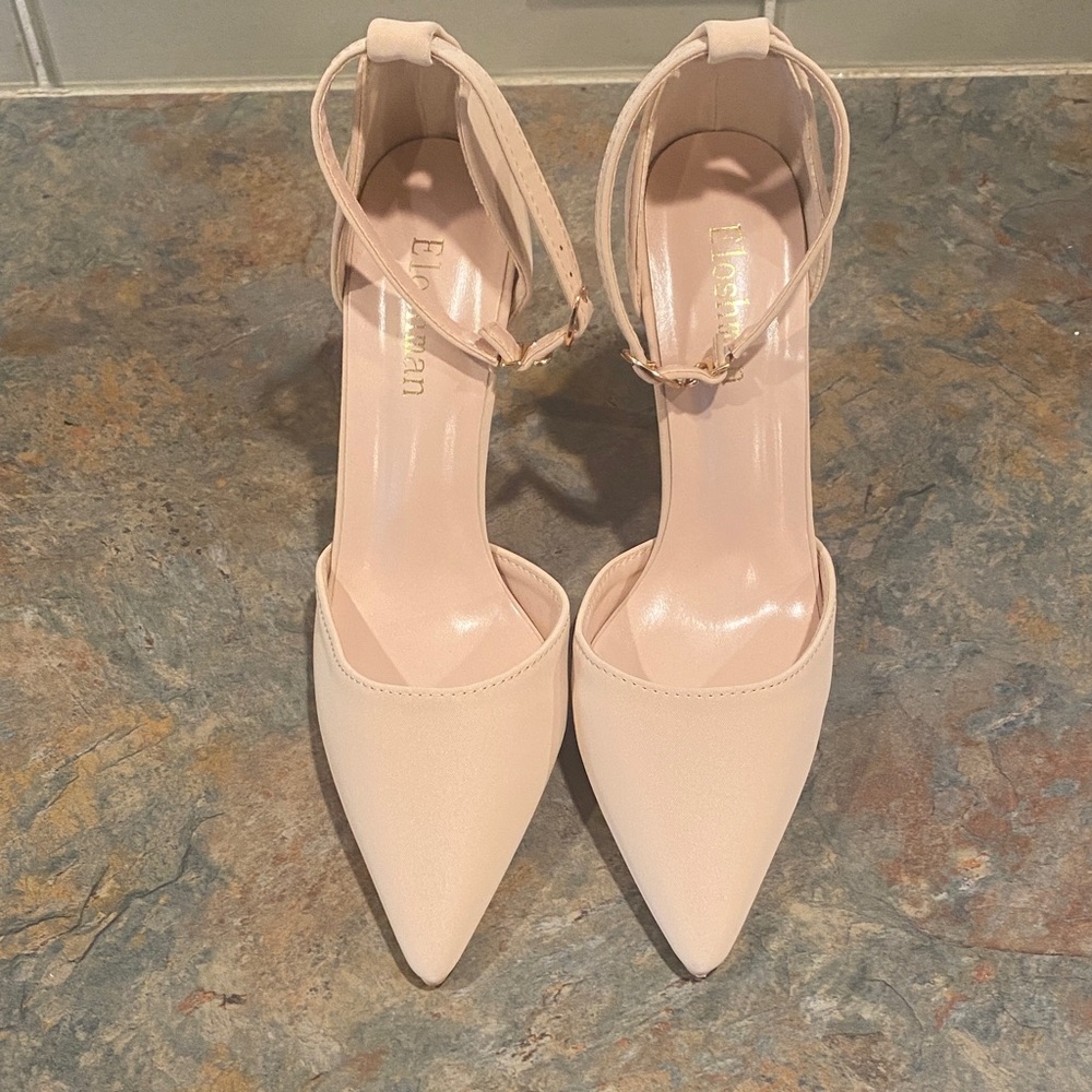 Eloshman Cream Ankle Strap Heels EUC Size CN 37/ US 6-6.5
